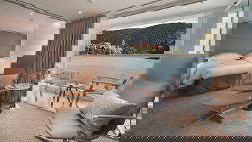 Emerald Lumi Owners One-Bedroom Suite