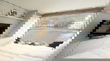 Emerald Radiance Emerald Panorama Balcony Suite