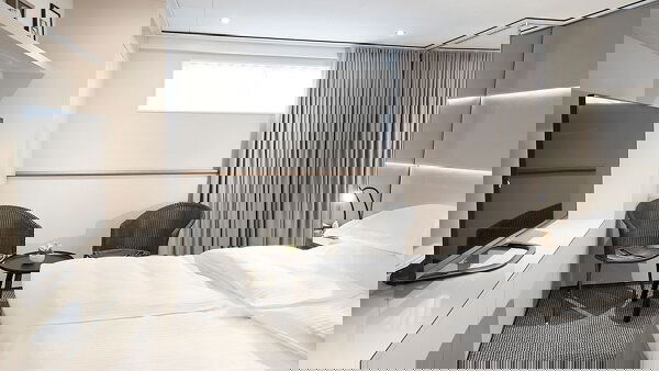 Emerald Dawn Cabin Image