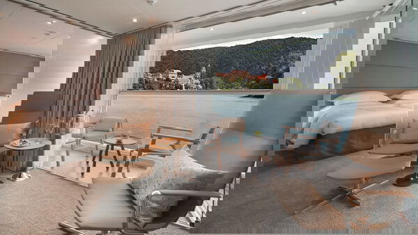 Emerald Dawn Cabin Image