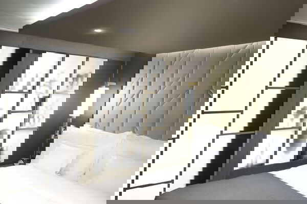 Explora I Cabin Image