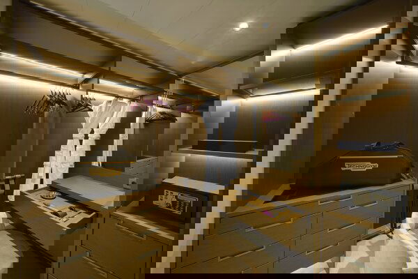 Explora II Cabin Image