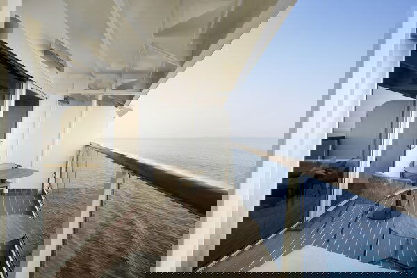 Explora II Cabin Image