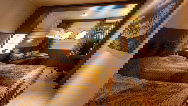 Heritage Adventurer Cabin Image