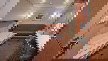 MS Midnatsol Polar Inside