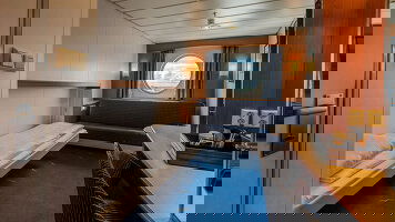 MS Midnatsol Arctic Superior