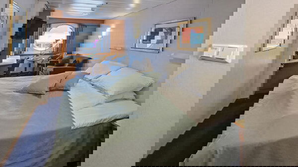 MS Midnatsol Cabin Image