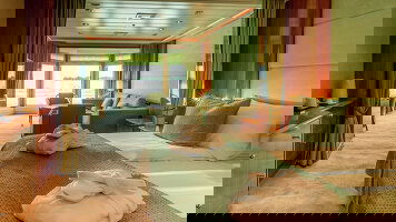 MS Midnatsol Grand Suite