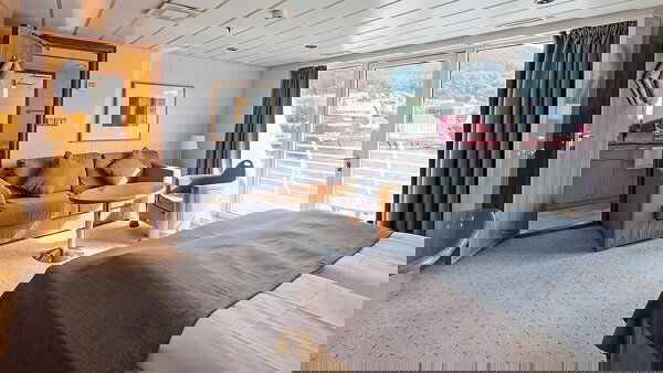 MS Midnatsol Cabin Image