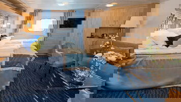 MS Polarlys Mini Suite (Up to 4 Passengers)