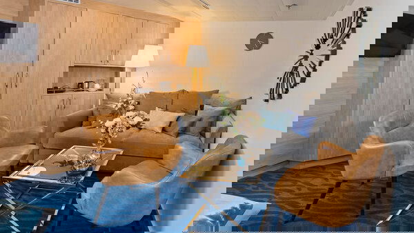 MS Polarlys Cabin Image