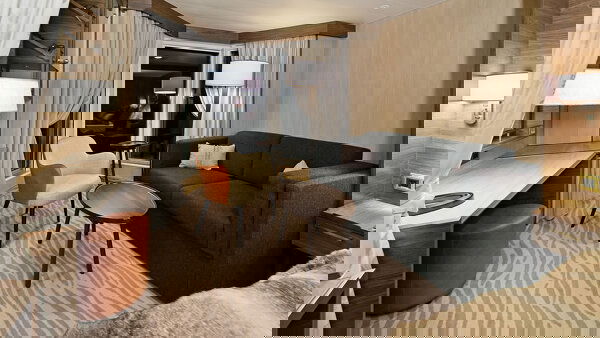 MS Richard With Cabin Image