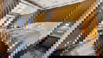 MS Trollfjord Grand Suite