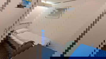 MS Vesteralen Polar Inside (Solo Passenger)