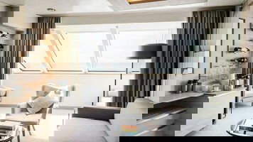 MS Fridtjof Nansen Large Suite