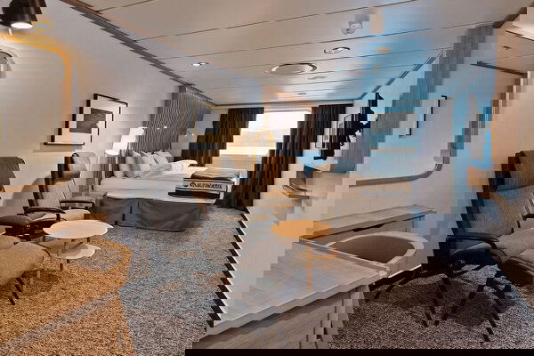 MS Roald Amundsen Cabin Image