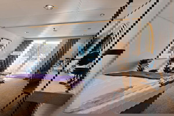 MS Roald Amundsen Cabin Image