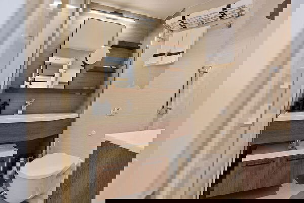 MS Roald Amundsen Cabin Image