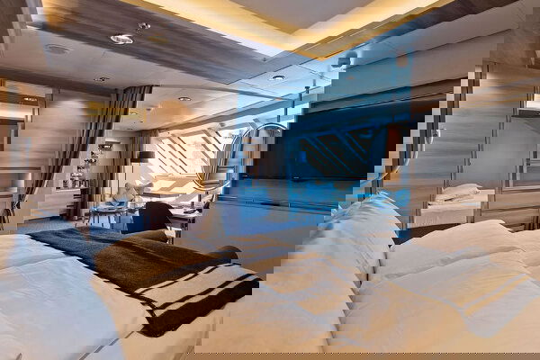 MS Roald Amundsen Cabin Image