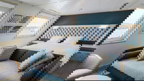 MS Santa Cruz II Cabin Image