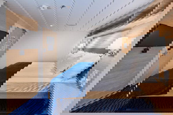 MS Spitsbergen Cabin Image