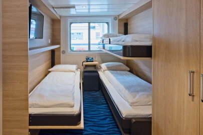 MS Spitsbergen Polar Outside (Up to 3 Passengers)