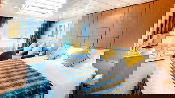 MSC Armonia Deluxe Suite Aurea