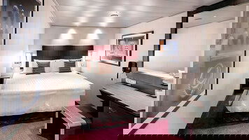 MSC Meraviglia Deluxe Interior