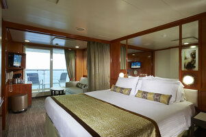 Norwegian Dawn Club Balcony Suite