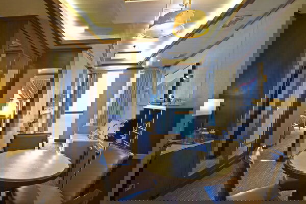 Norwegian Dawn Cabin Image