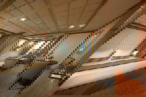 Norwegian Dawn Cabin Image