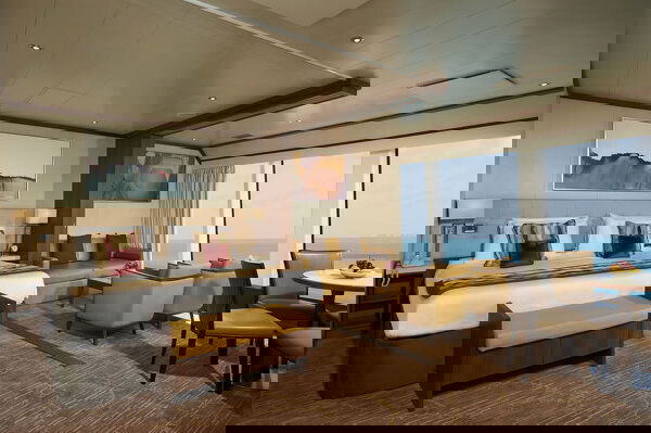 Norwegian Dawn Cabin Image