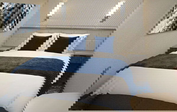 Norwegian Encore Cabin Image