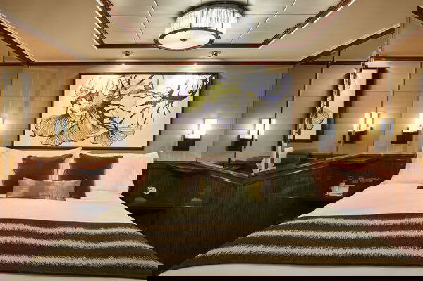 Norwegian Jade Cabin Image