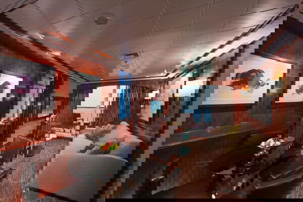 Norwegian Jade Cabin Image