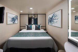 Norwegian Jewel Inside