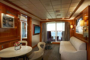 Norwegian Star 2-Bedroom Deluxe Family Suite with Balcony