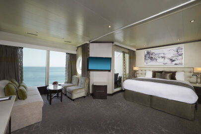 Norwegian Star Forward-Facing Penthouse with Large Balcony