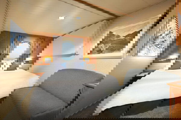 Norwegian Sun Cabin Image