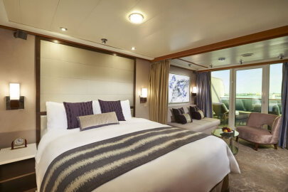 Norwegian Sun Aft-Facing Penthouse with Large Balcony