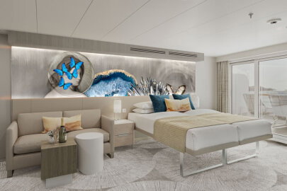 Norwegian Viva Forward-Facing Club Balcony Suite (Large Balcony)