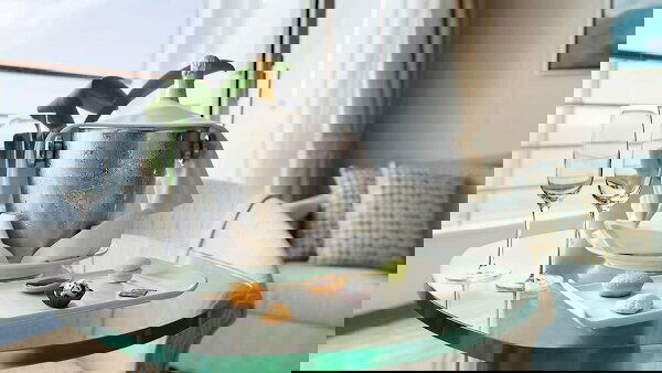 Oceania Regatta Cabin Image