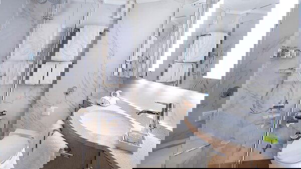 Oceania Regatta Cabin Image