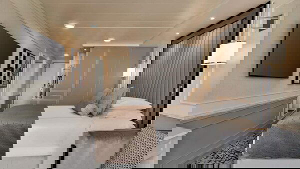 Oceania Riviera Cabin Image