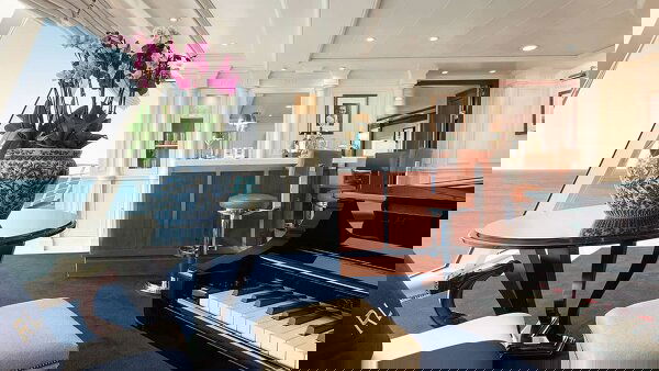 Oceania Riviera Cabin Image