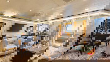 Oceania Riviera Vista Suite