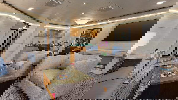 Oceania Riviera Cabin Image