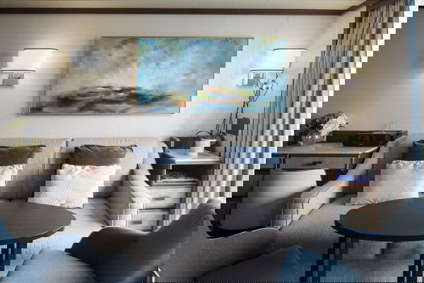 Britannia Cabin Image