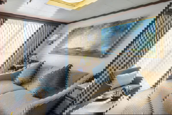 Britannia Cabin Image