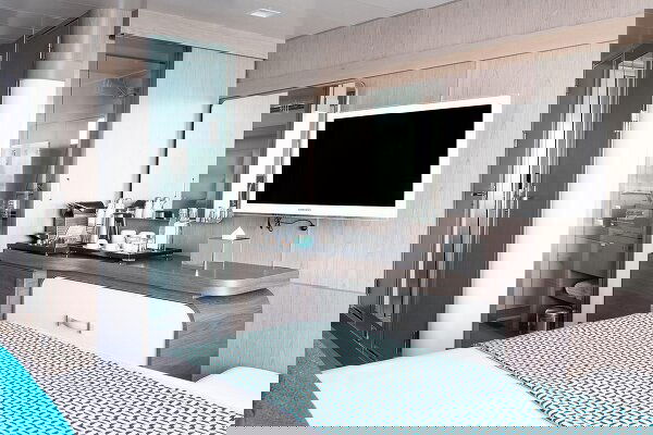 L'Austral Cabin Image